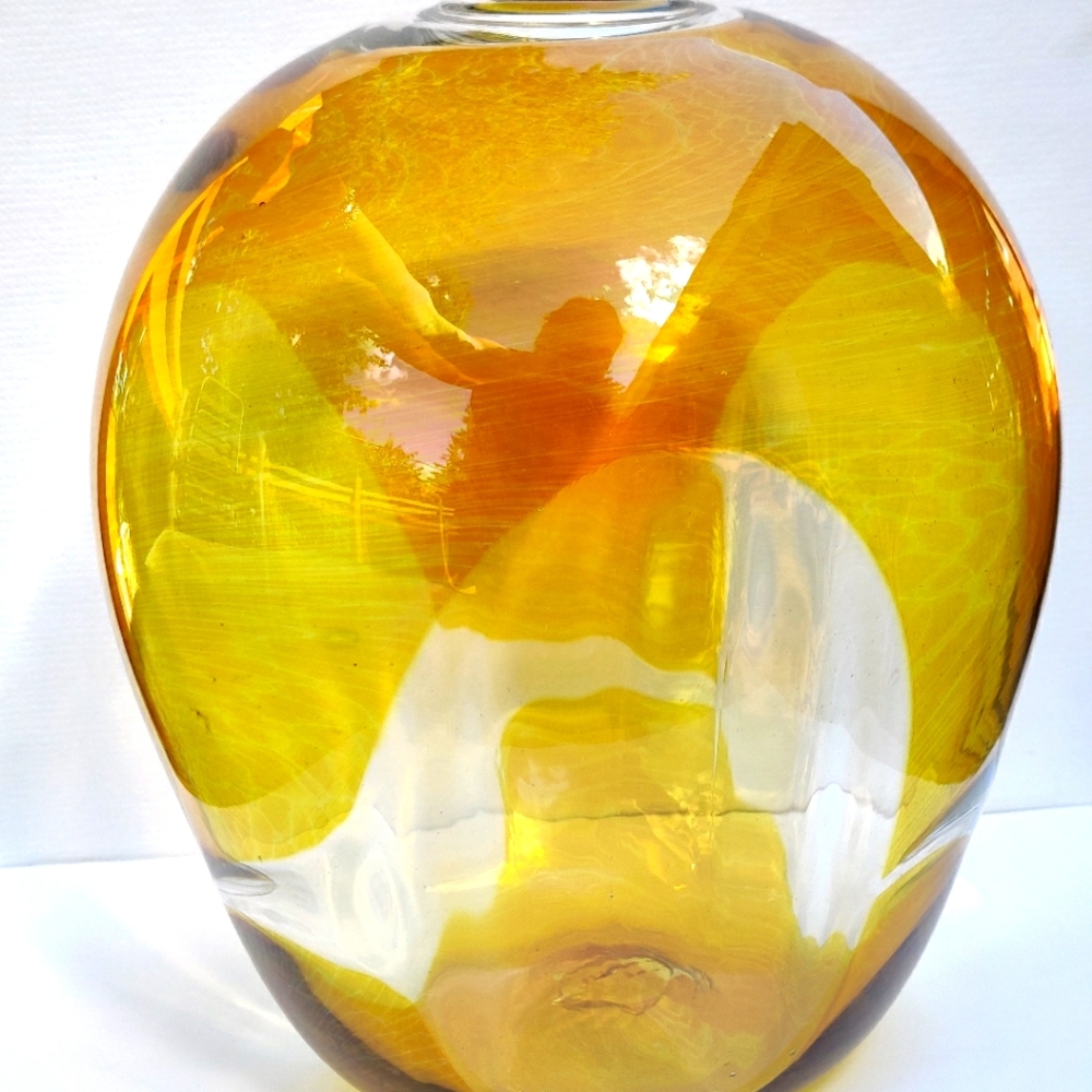 Signed Peter Bramhall 81 Sphere Orb Art Glass Vase